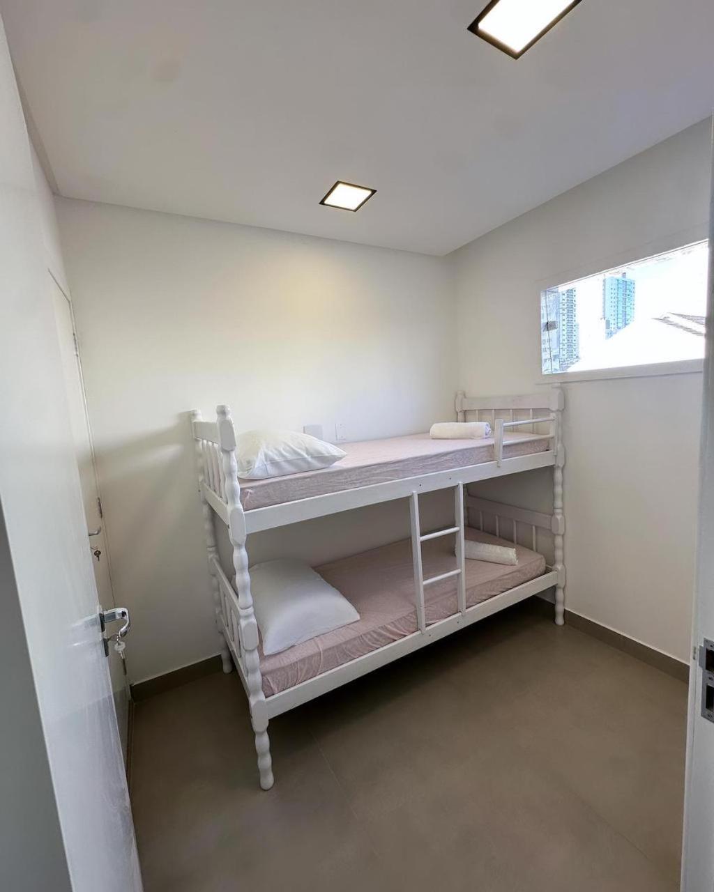 Casa / Pousada Penelope Bed & Breakfast Balneario Camboriu Ngoại thất bức ảnh