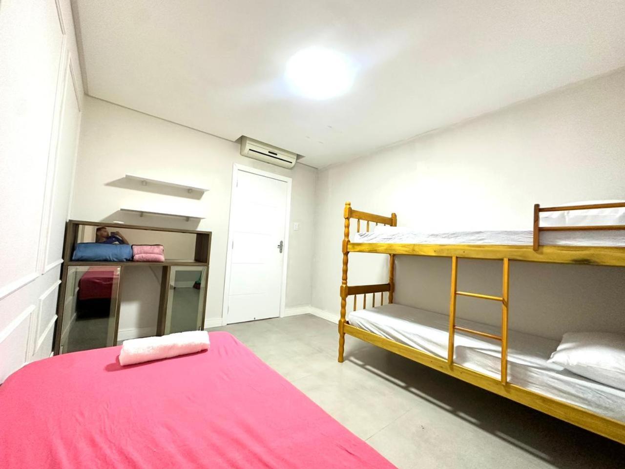 Casa / Pousada Penelope Bed & Breakfast Balneario Camboriu Ngoại thất bức ảnh